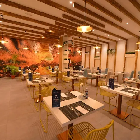 Otel Relaxia Lanzasur Club - Aqualava Water Park Playa Blanca