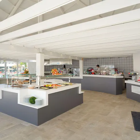 Relaxia Lanzasur Club - Aqualava Water Park Otel