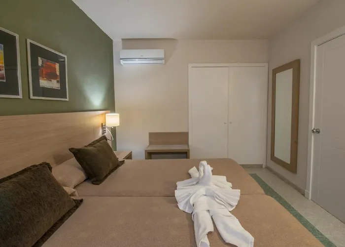 酒店 Relaxia Lanzasur Club - Aqualava Water Park 普拉亚布兰卡