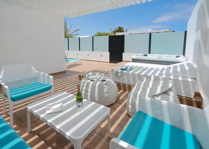 Relaxia Lanzasur Club - Aqualava Water Park Playa Blanca (Lanzarote)