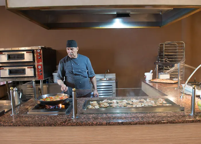 Hotell Relaxia Lanzasur Club - Aqualava Water Park 3*