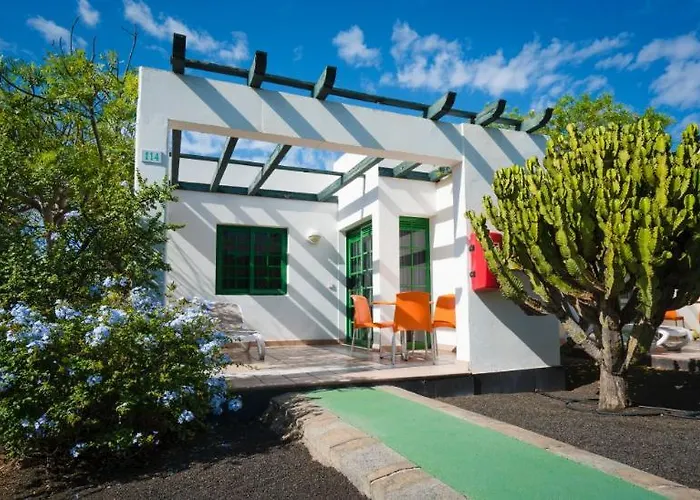 Relaxia Lanzasur Club - Aqualava Water Park Hotell 3*