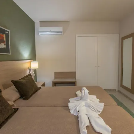 Otel Relaxia Lanzasur Club - Aqualava Water Park Playa Blanca