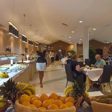 Relaxia Lanzasur Club - Aqualava Water Park Hotel Playa Blanca (Lanzarote)