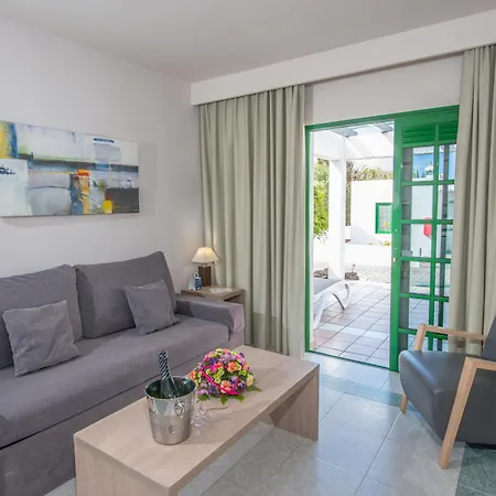 Hotel Relaxia Lanzasur Club - Aqualava Water Park 3*