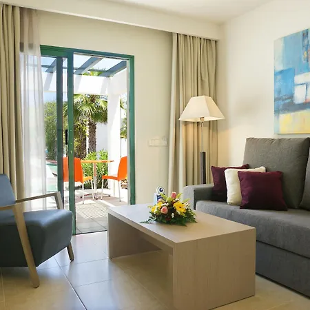 Hotel Relaxia Lanzasur Club - Aqualava Water Park