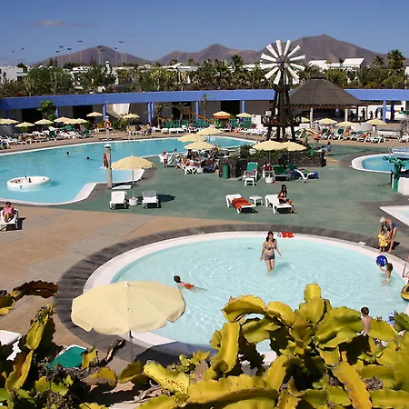 Relaxia Lanzasur Club - Aqualava Water Park Playa Blanca (Lanzarote)