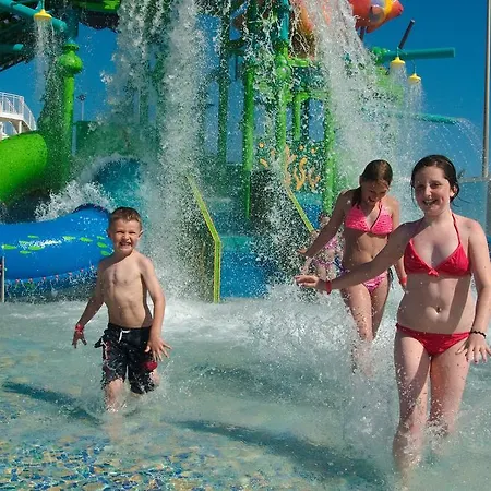 Relaxia Lanzasur Club - Aqualava Water Park Hotel