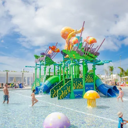 Hotel Relaxia Lanzasur Club - Aqualava Water Park Playa Blanca (Lanzarote)