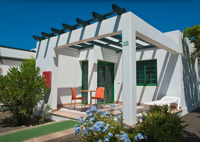 Relaxia Lanzasur Club - Aqualava Water Park מלון 3*