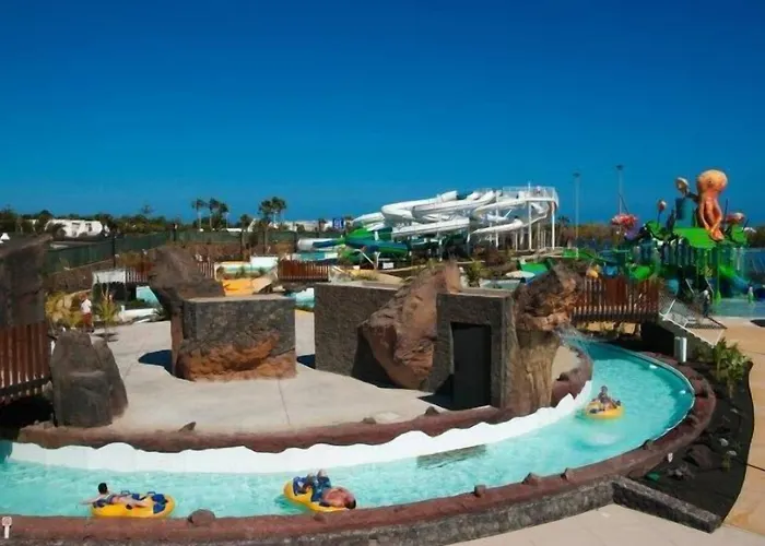 Relaxia Lanzasur Club - Aqualava Water Park מלון 3*