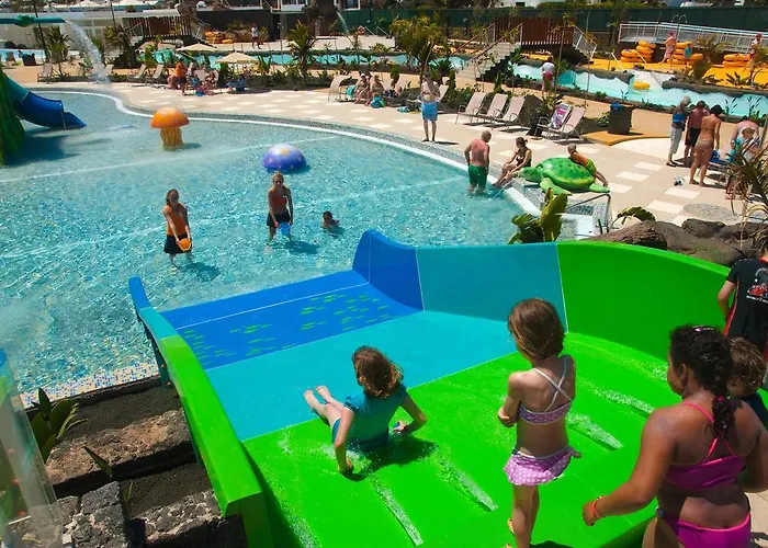 מלון Relaxia Lanzasur Club - Aqualava Water Park