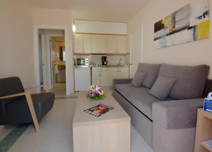 Отель Relaxia Lanzasur Club - Aqualava Water Park